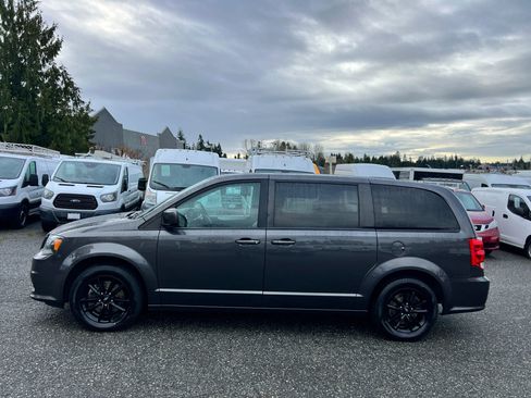 Used 2020 Dodge Grand Caravan GT image 4