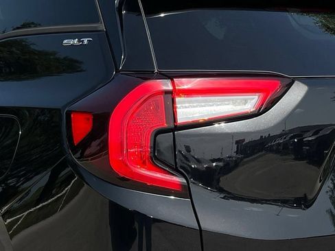 Used 2022 GMC Terrain SLT FWD image 29
