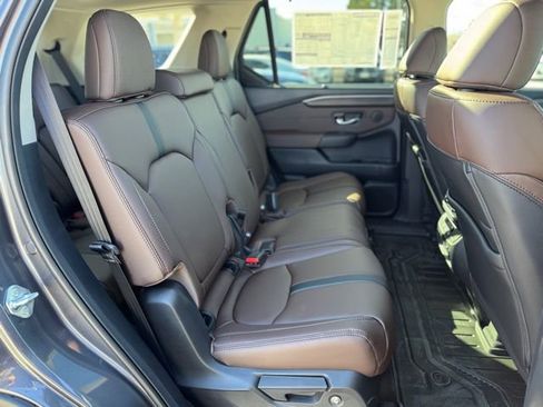 New 2026 Honda Pilot Touring image 23