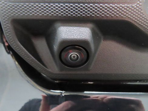 Used 2025 Chevrolet Silverado 2500 LT image 41