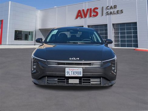 Used 2025 Kia K4 LXS image 2