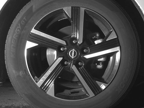 Used 2025 Nissan Sentra SV FWD image 13