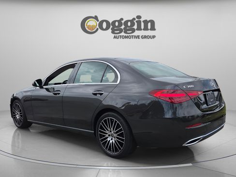 Used 2026 Mercedes-Benz C 300 Sedan image 3