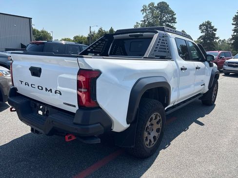 Used 2025 Toyota Tacoma 4x4 Double Cab Hybrid image 10