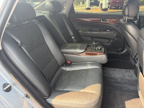 Used 2014 Hyundai Equus Signature RWD image 19