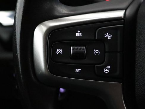 Used 2023 Chevrolet Silverado 1500 LT AWD/4WD image 19