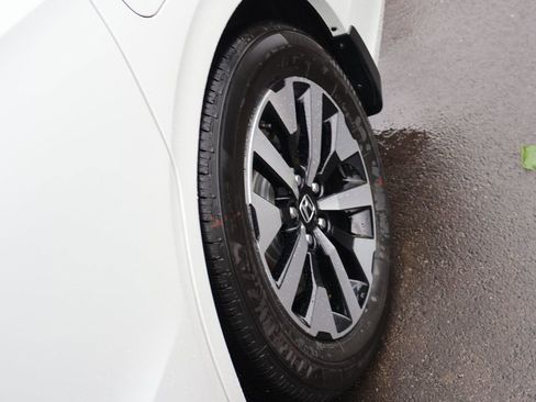 Certified 2026 Honda Odyssey EX-L image 33