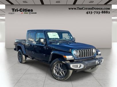 New 2025 Jeep Gladiator Sport