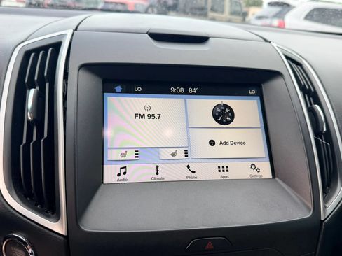 Used 2017 Ford Edge SEL w/ Equipment Group 201A AWD/4WD image 15
