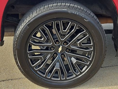 Used 2019 Chevrolet Silverado 1500 LTZ w/ LTZ Plus Package AWD/4WD image 7