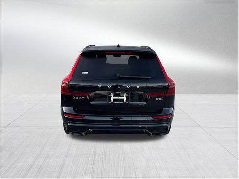 New 2026 Volvo XC60 B5 Plus image 6
