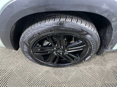 Used 2024 Chevrolet Trax ACTIV w/ Sunroof Package image 10