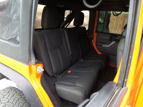 Used 2015 Jeep Wrangler Unlimited Sport w/ Quick Order Package 24S image 33