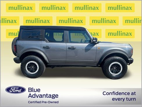 Certified 2023 Ford Bronco Badlands w/ Sasquatch Package AWD/4WD image 2