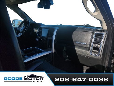 Used 2015 RAM 1500 Laramie w/ Convenience Group image 22