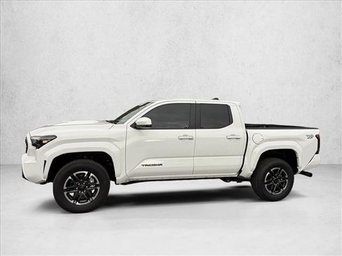Certified 2025 Toyota Tacoma TRD Sport AWD/4WD image 4