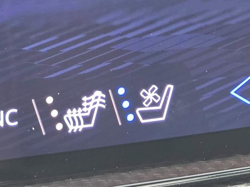 New 2026 Chevrolet Traverse High Country w/ LPO, Floor Liner Package image 8