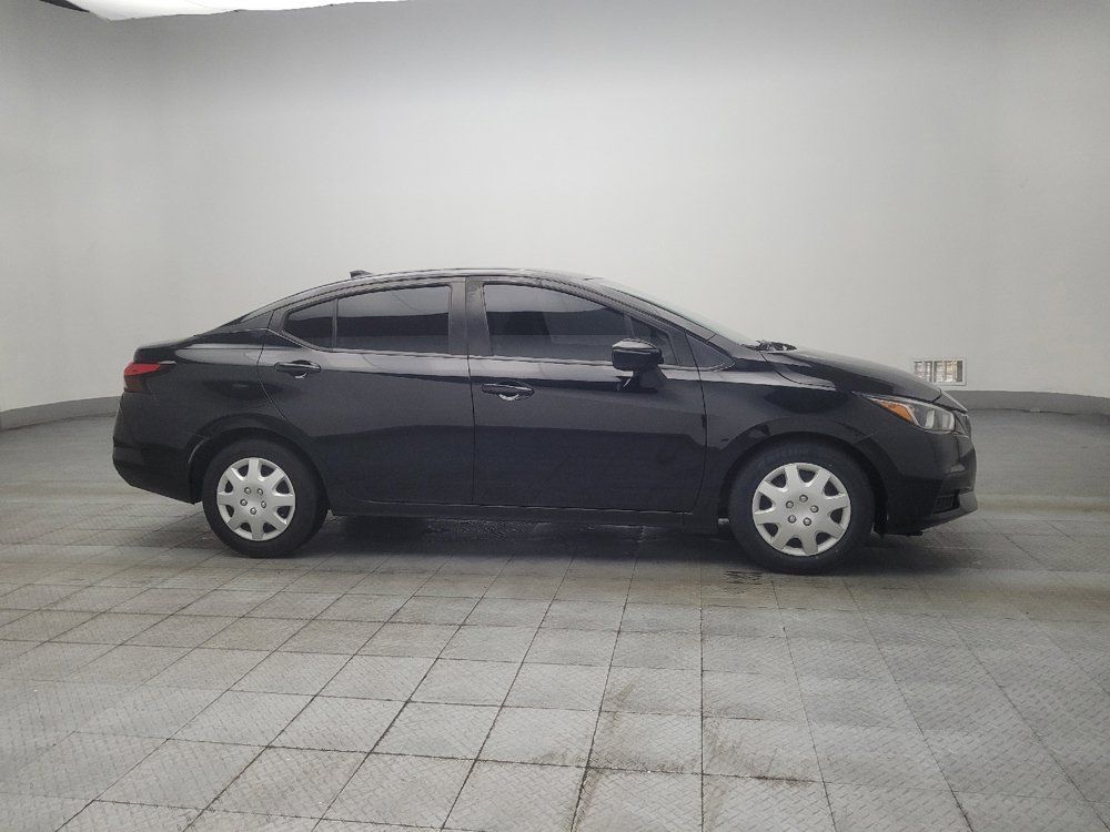 Used 2020 Nissan Versa SV FWD image 11