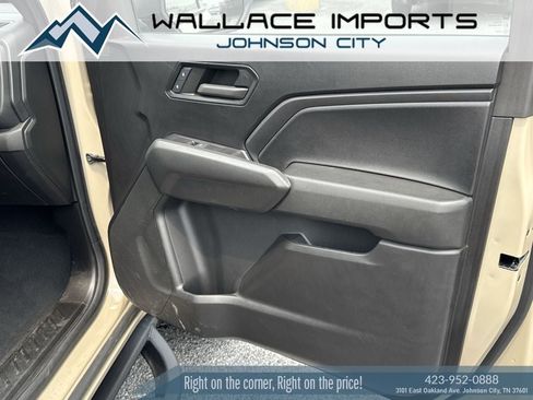 Used 2024 Chevrolet Colorado Trail Boss w/ Advanced Trailering Package AWD/4WD image 35