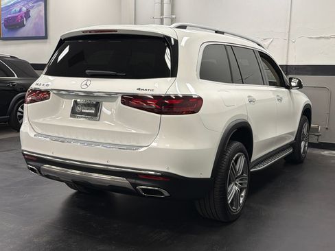 Used 2026 Mercedes-Benz GLS 450 4MATIC image 13