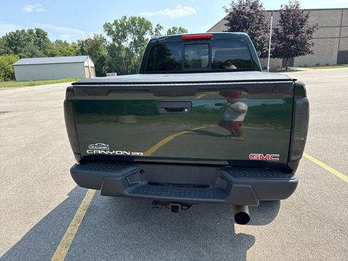 Used 2005 GMC Canyon SLE AWD/4WD image 6