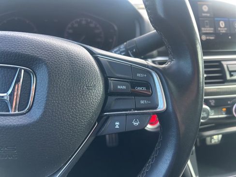 Used 2020 Honda Accord Sport image 25