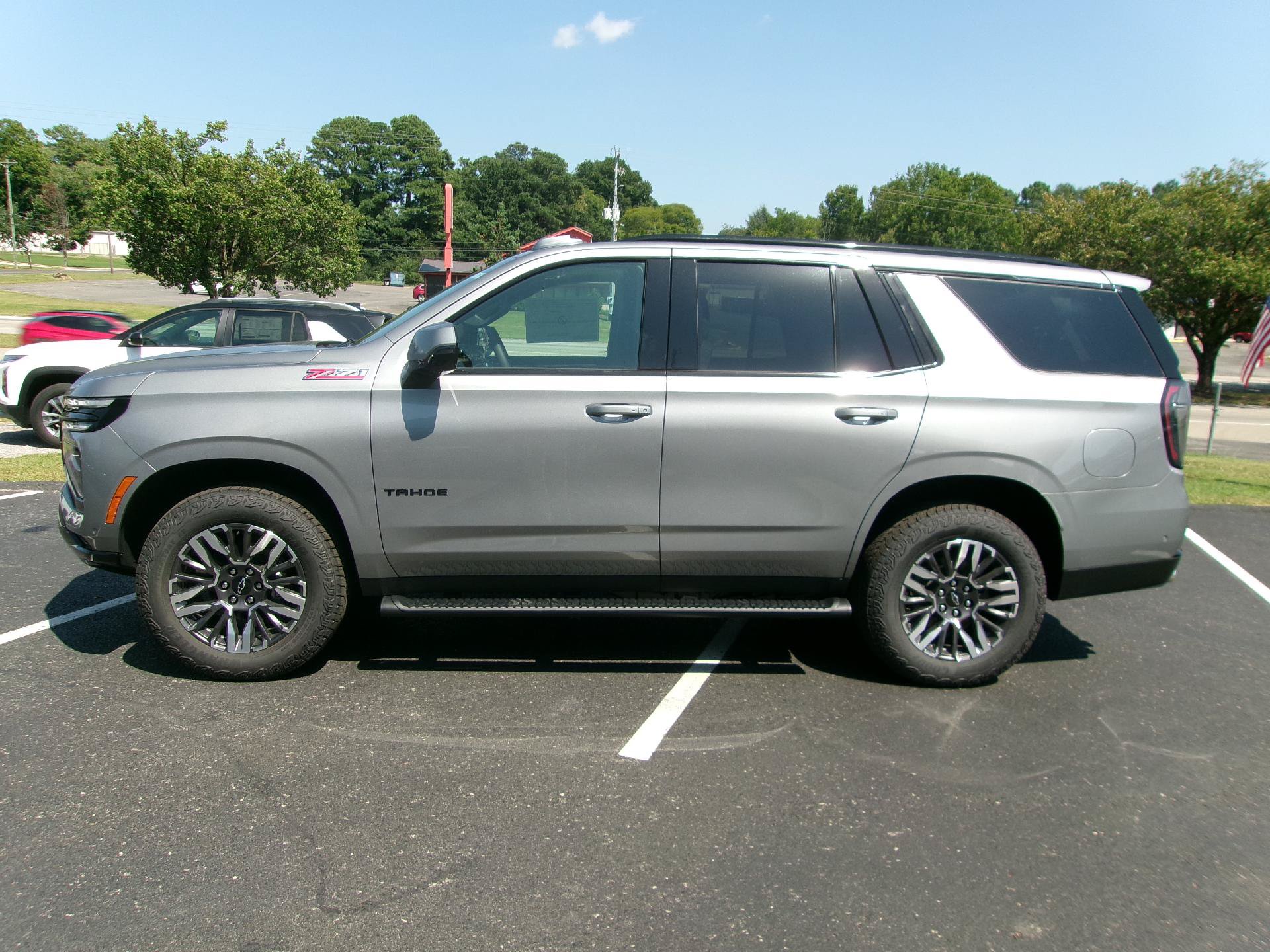 New 2026 Chevrolet Tahoe Z71 w/ Z71 Off-Road Package AWD/4WD image 6