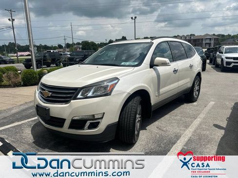 Used 2015 Chevrolet Traverse LT AWD/4WD image 1