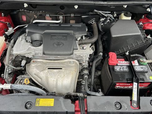 Used 2014 Toyota RAV4 XLE image 24