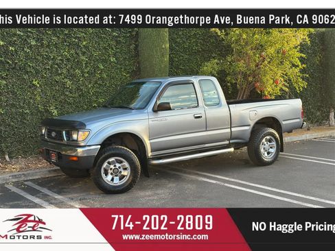 Used 1997 Toyota Tacoma 4x4 Xtracab w/ LX Pkg image 13