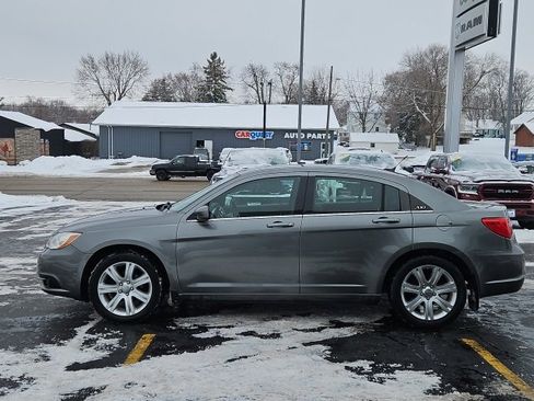 Used 2012 Chrysler 200 Touring w/ Cold Weather Group image 5