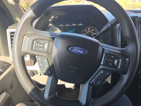 Used 2017 Ford F150 XLT RWD image 32