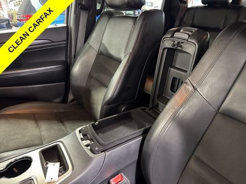 Used 2020 Jeep Grand Cherokee Altitude AWD/4WD image 23