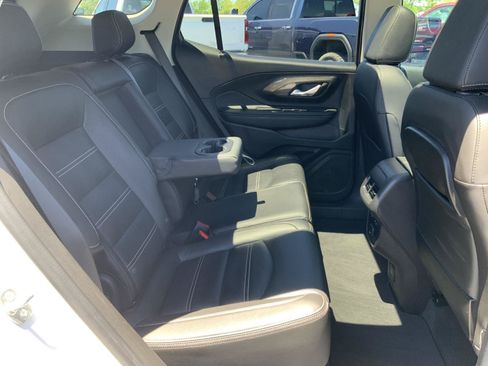 Used 2024 GMC Terrain Denali w/ Denali Premium Package AWD/4WD image 59