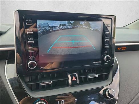 Used 2021 Toyota Corolla SE image 23
