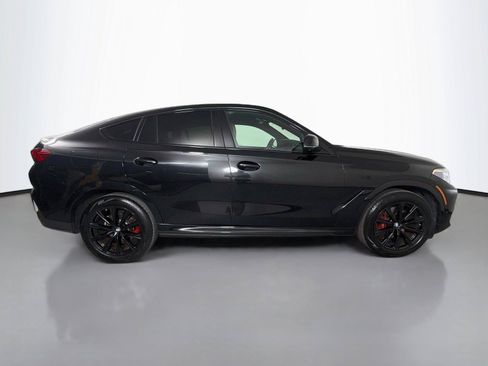 Used 2022 BMW X6 xDrive40i w/ Executive Package AWD/4WD image 4