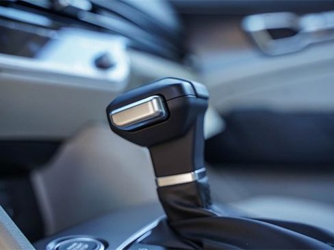 New 2025 Kia Carnival SX w/ SX Dark Edition Package image 24