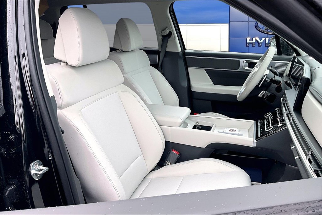 Certified 2026 Hyundai Santa Fe SE AWD/4WD image 12