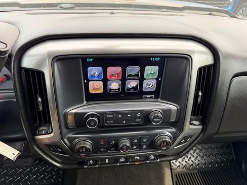 Used 2017 Chevrolet Silverado 1500 LT w/ Midnight Edition AWD/4WD image 22