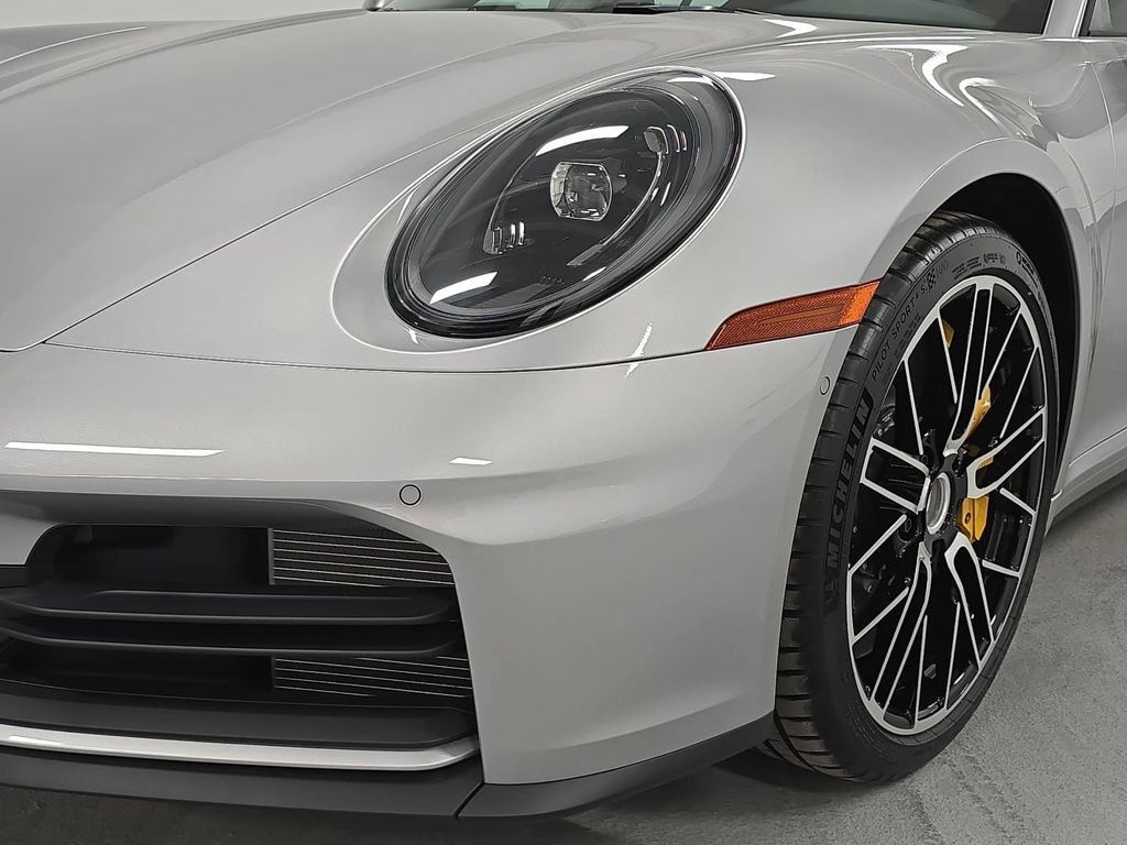 Certified 2026 Porsche 911 Carrera S RWD image 11