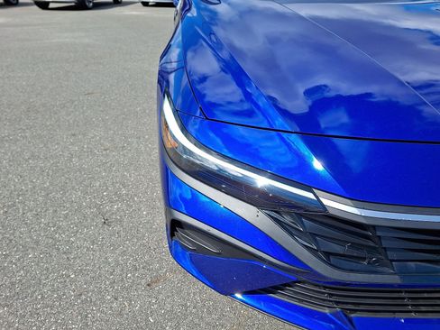 Certified 2025 Hyundai Elantra Sport w/ Cargo Package image 33