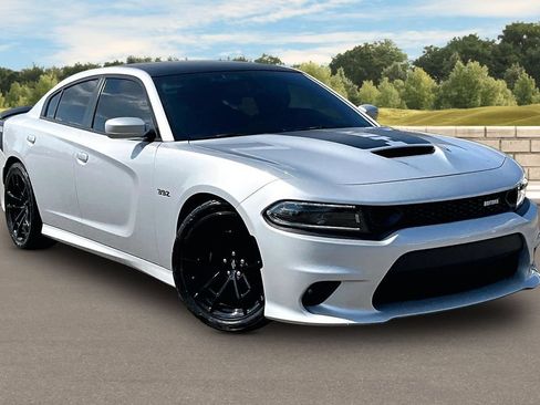 Used 2022 Dodge Charger Scat Pack w/ Daytona Edition Group RWD image 2