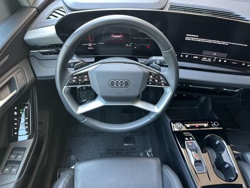 Used 2025 Audi Q6 e-tron Premium Plus w/ Premium Plus AWD/4WD image 14