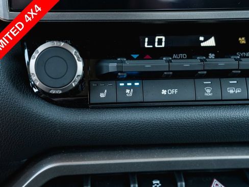 Used 2024 Toyota Tundra Limited AWD/4WD image 19