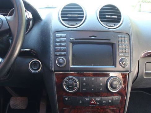 Used 2012 Mercedes-Benz GL 450 450 4MATIC image 18