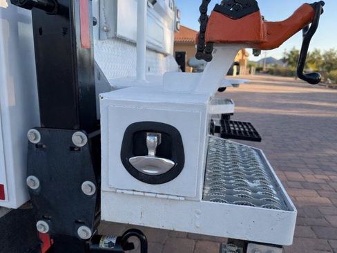 Used 2019 Ford F550 4x4 SuperCab Super Duty image 9