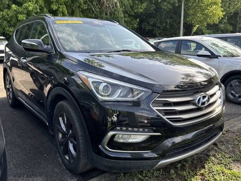 Used 2018 Hyundai Santa Fe Sport w/ Cargo Package FWD image 9
