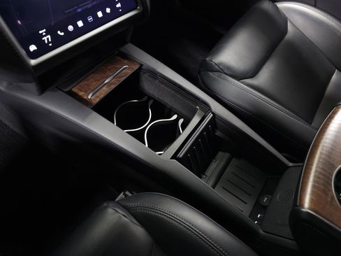 Used 2020 Tesla Model X Long Range image 29