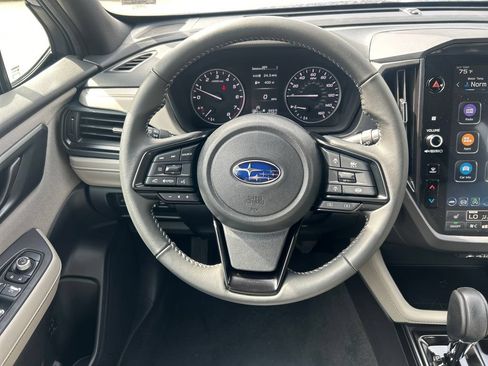 Used 2026 Subaru Forester Premium AWD/4WD image 18