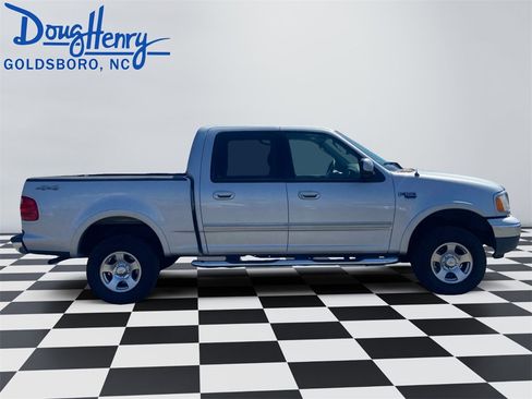 Used 2003 Ford F150 XLT image 6